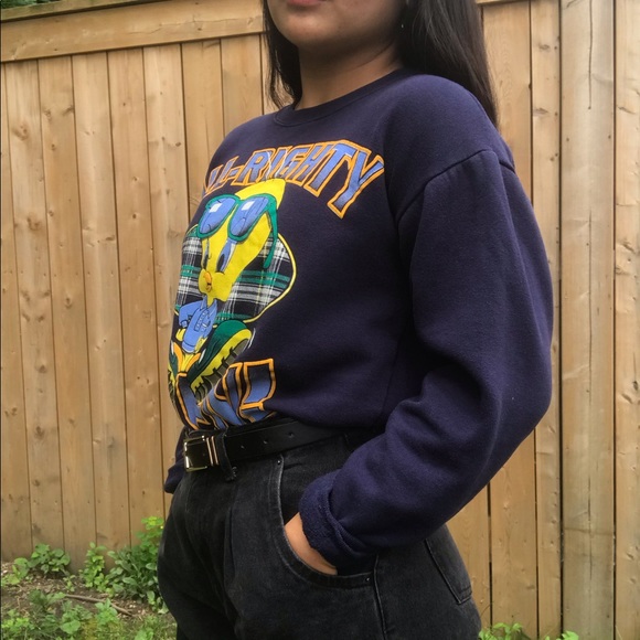 SOLD 1996 LOONEY TUNES TWEETY BIRD CREWNECK - Picture 3 of 6